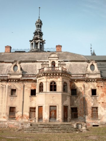 schlossaussen051.jpg